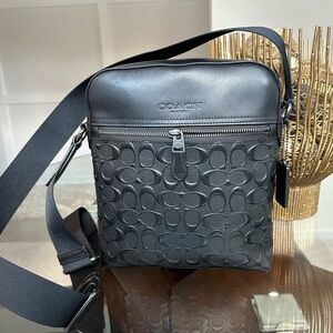 Coach Houston Flight Bag